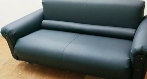 Обивка дивана на дому. Комендантский проспект